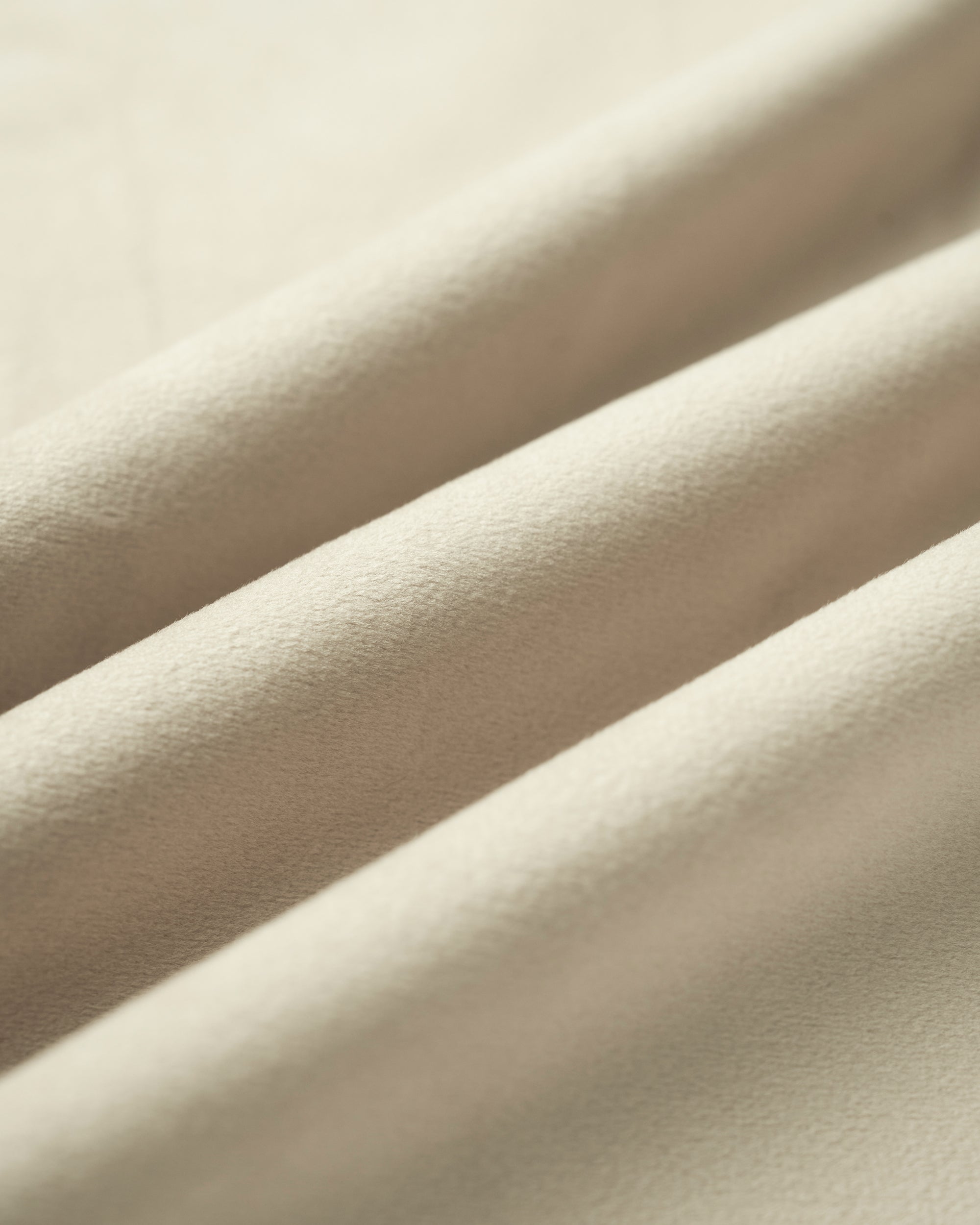 Classic 4 Layers Velvet Heavyweight Soundproof Thermal 100% Blackout Custom Curtain