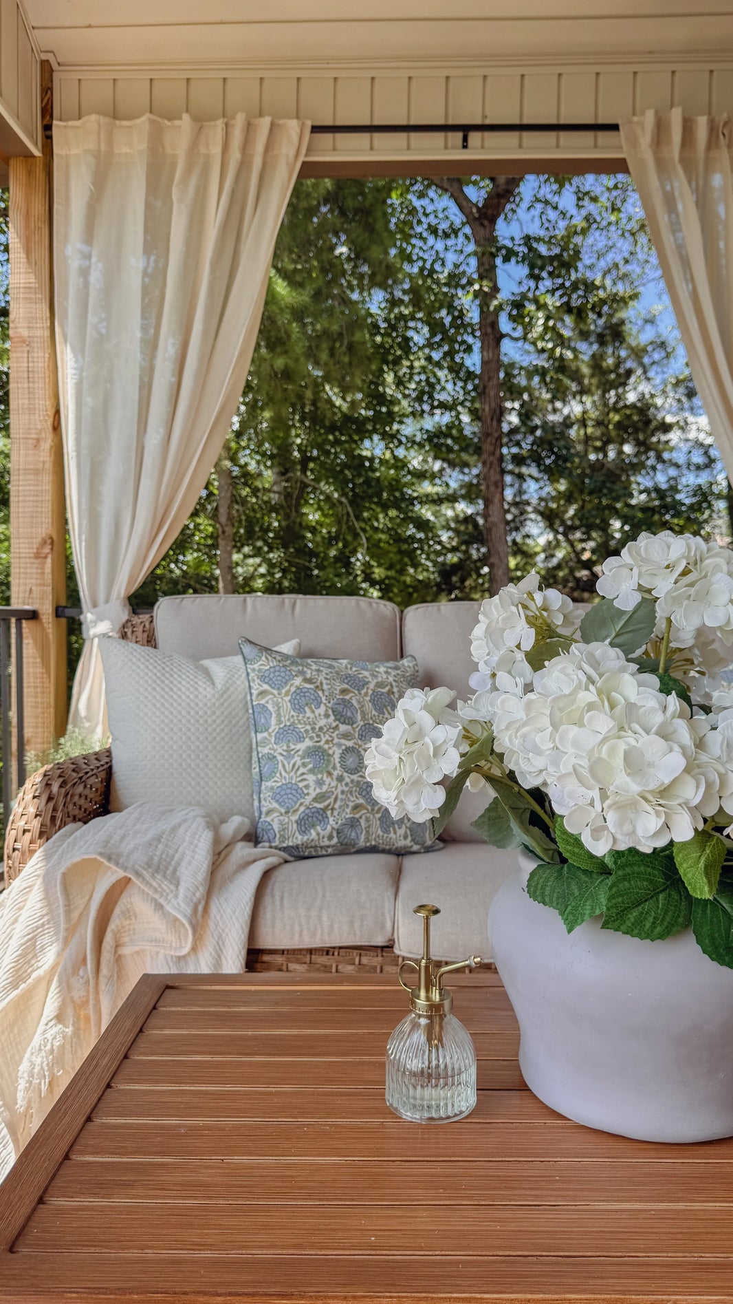 Outdoor Curtains vs Privacy Screens vs Mesh Shades: Which Should You Choose?