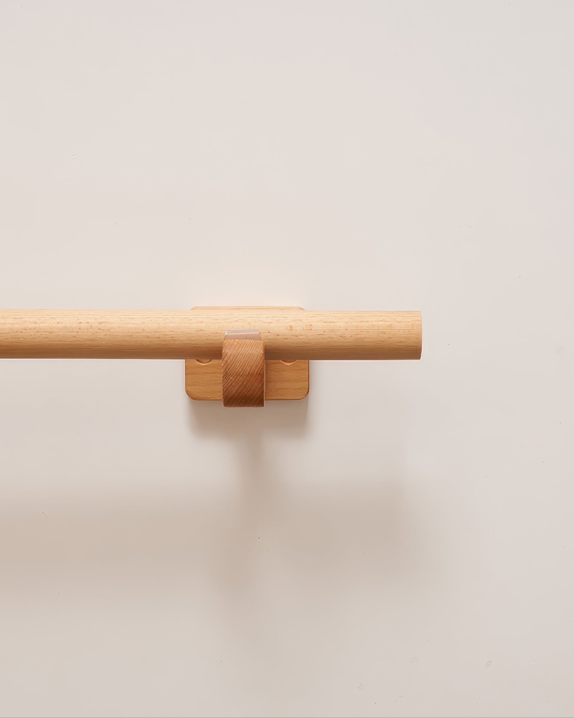 Minimal Beech Wood Curtain Rod - TheHues