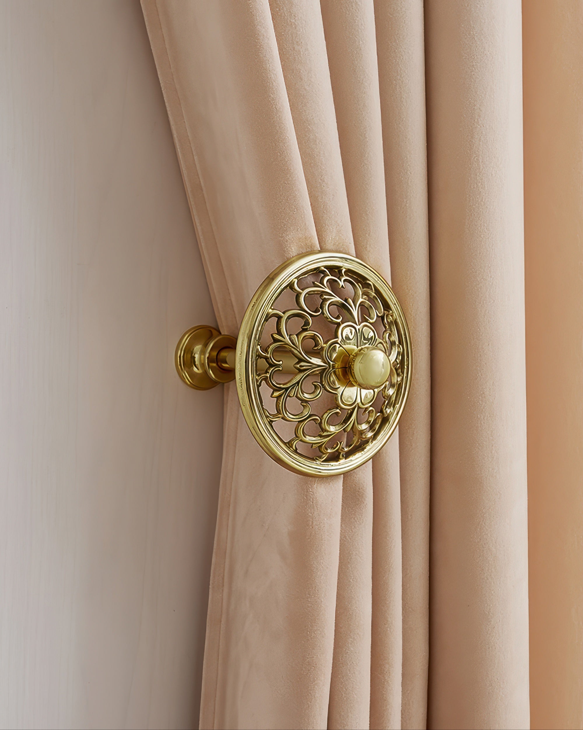 Umbrella Engraved Curtain Wall Hook - TheHues