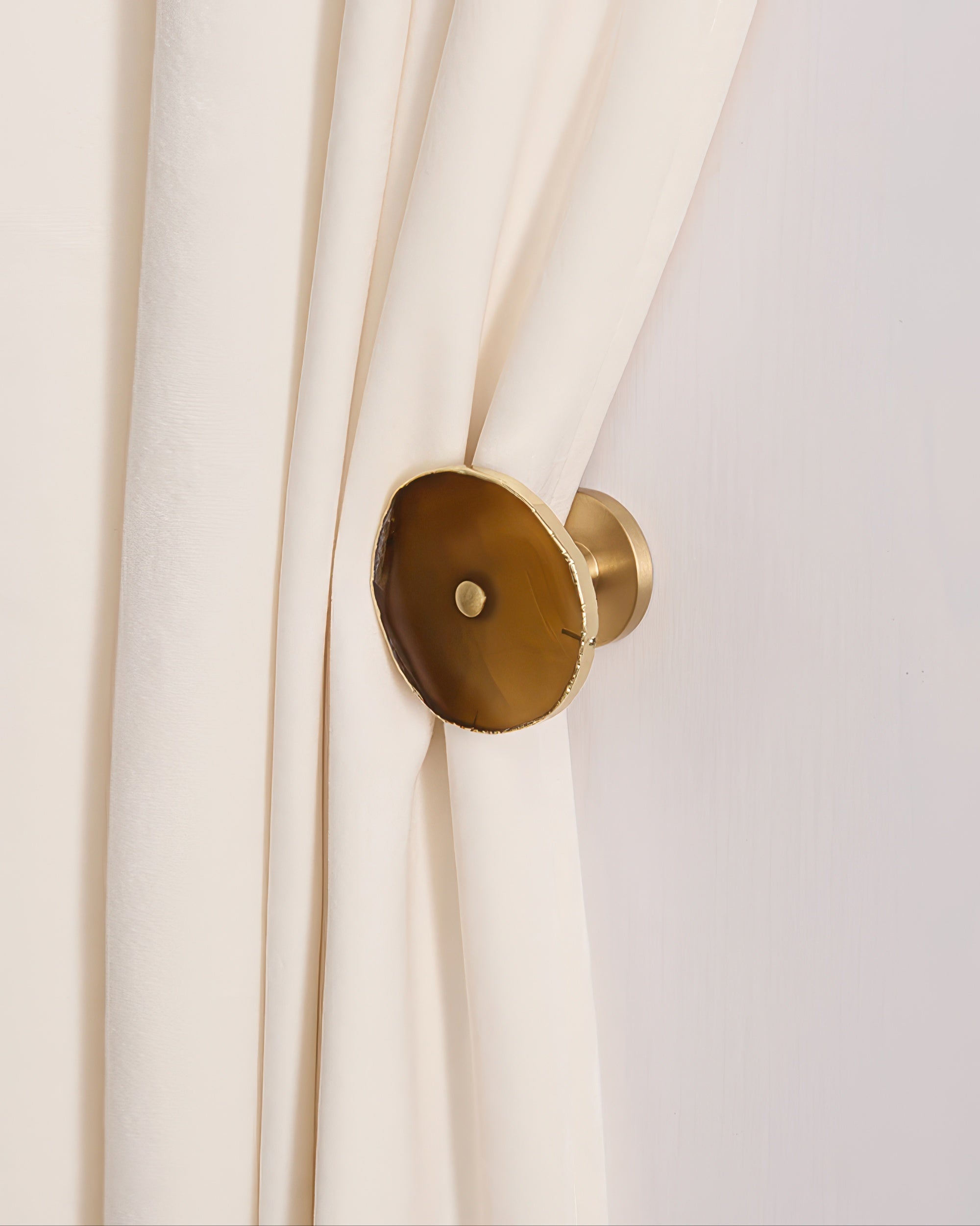 Gemstone Curtain Wall Hook - TheHues