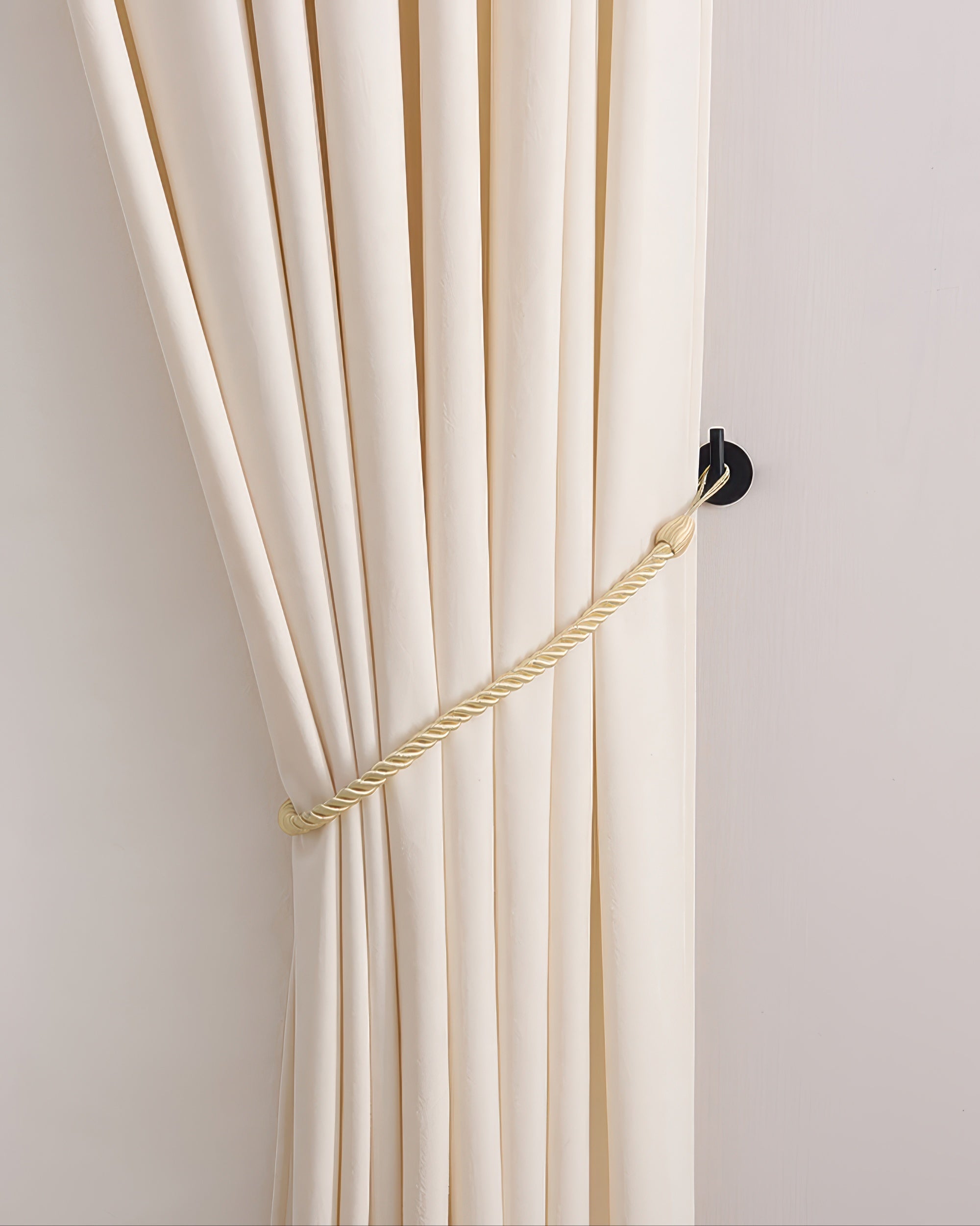 Modern Curtain Wall Hook - TheHues