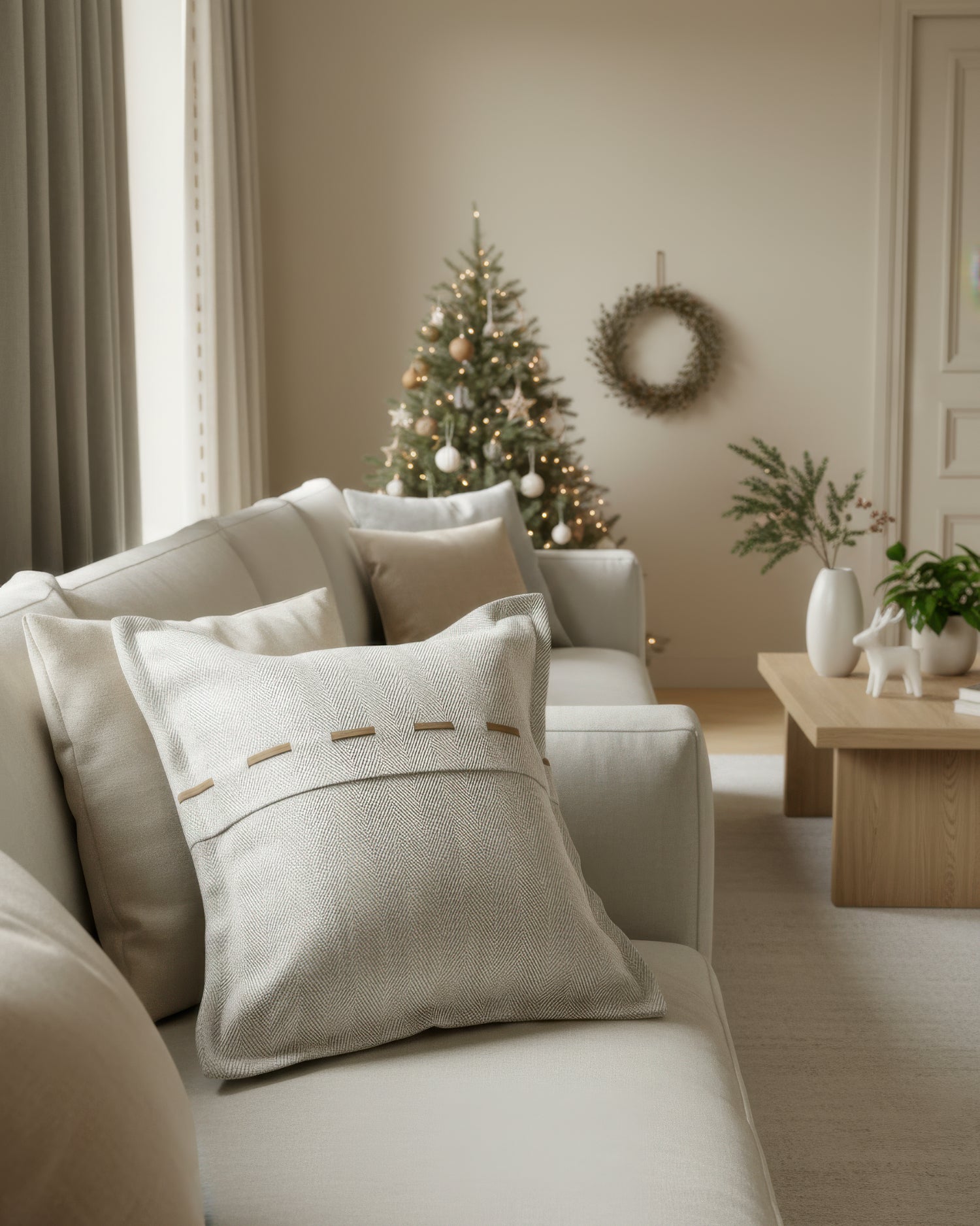 Taie d'oreiller en similicuir texturé à lacets Cleo