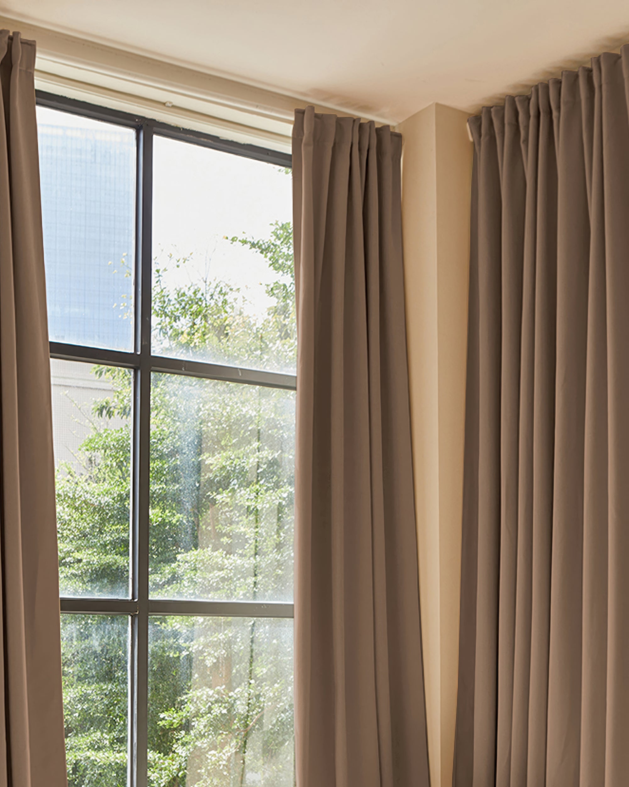 Hussein Custom Curtain Cappuccino Living Room