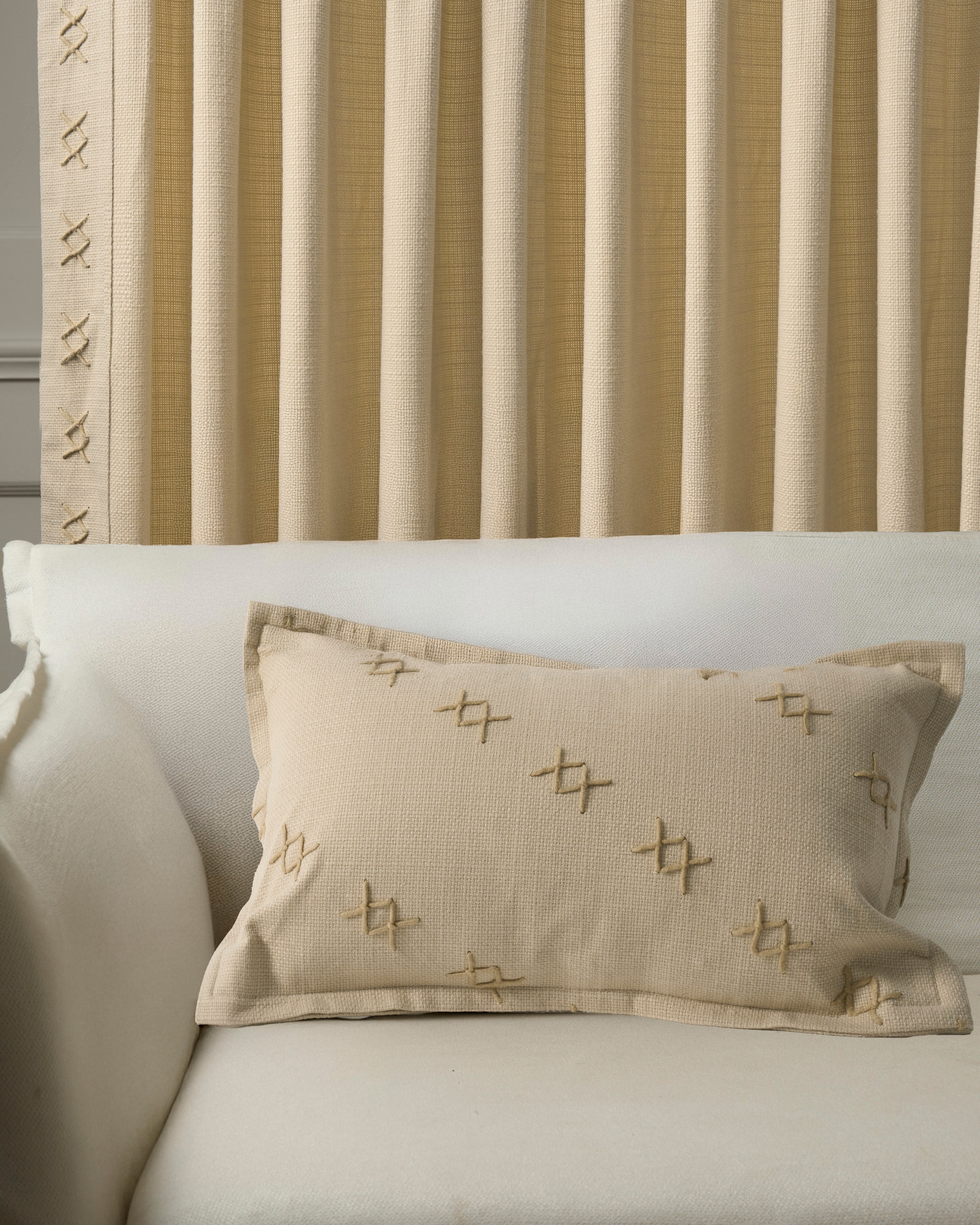 Arden Textured Yarn Stitched Lumbar Pillowcase