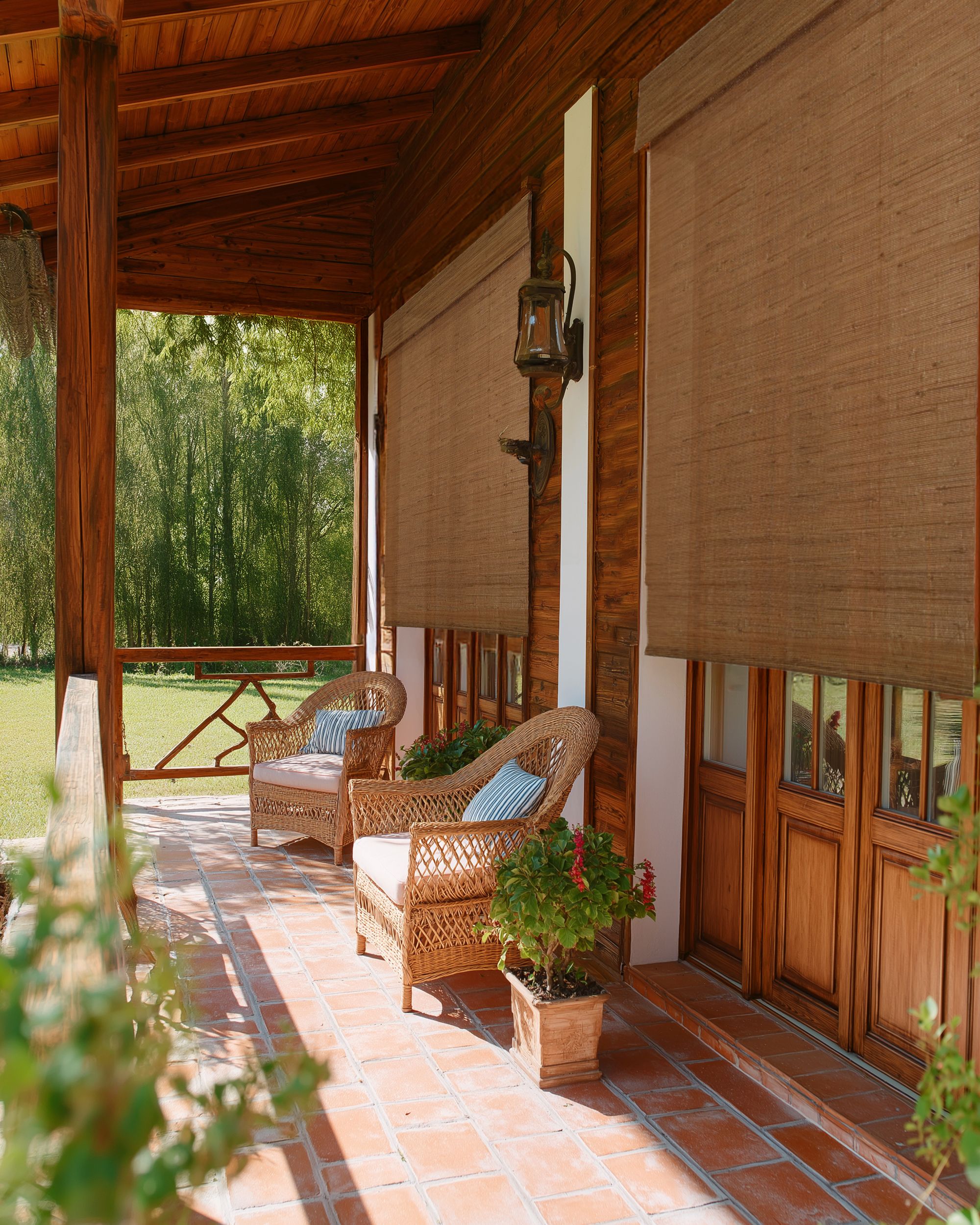 Mia Jute Outdoor Woven Shade - Sand