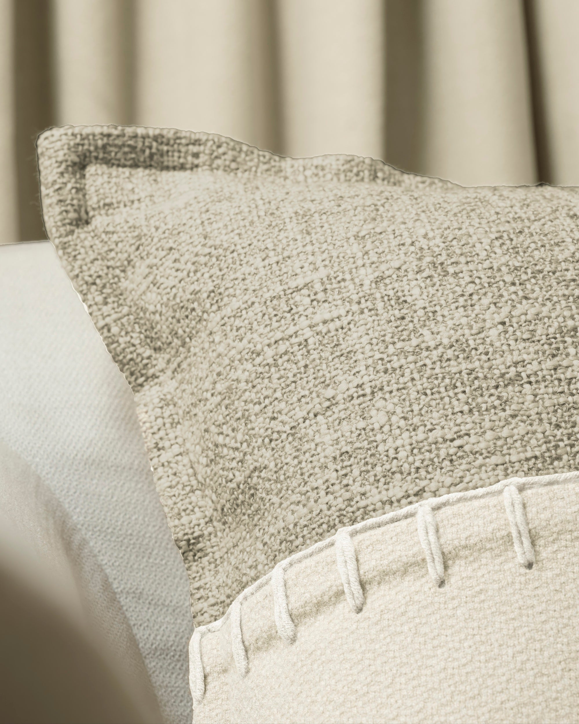 Zane Wool Blend Yarn Stitched Lumbar Pillowcase